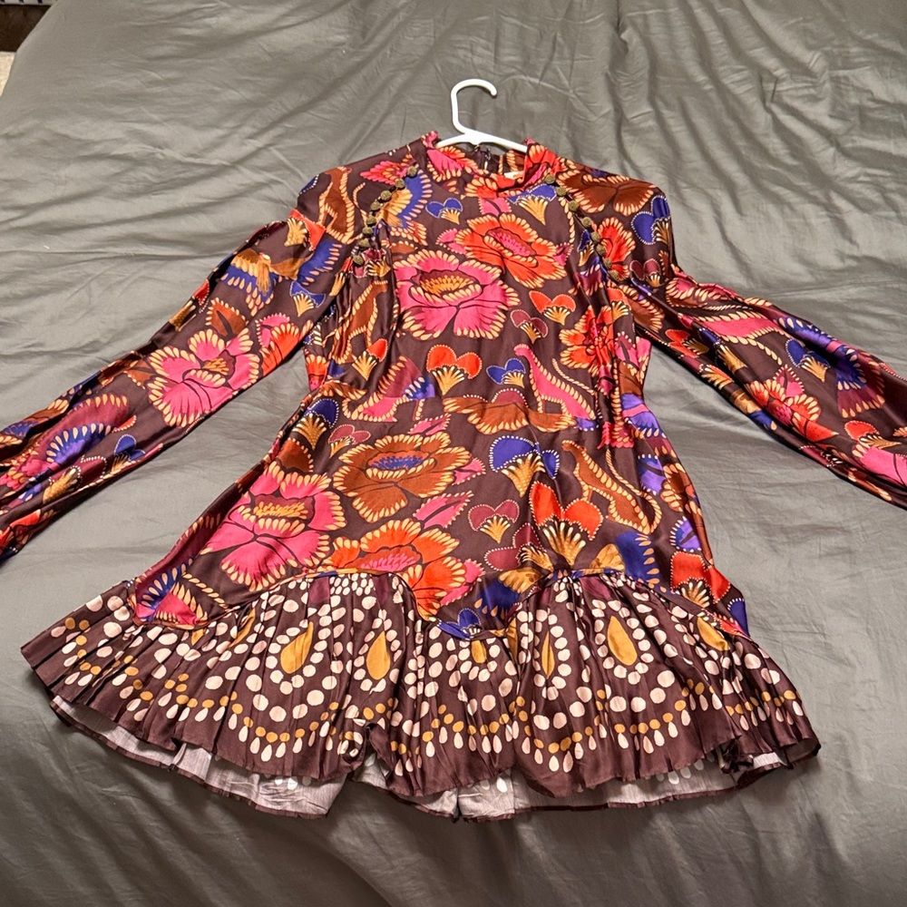 FARM Rio Vibrant Floral Dress with Button Accents